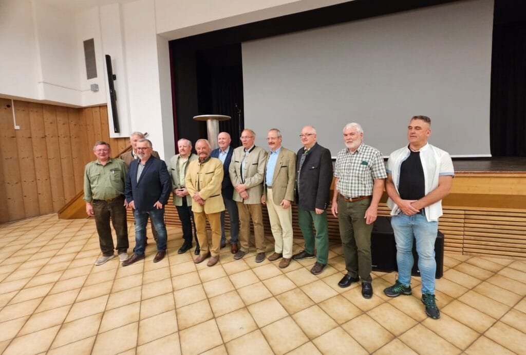 gemeinsam fürs Rotwild-Hegegemeinschaften aus Thüringen, Bayern und Hessen